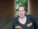Biggi, 47 Jahre alt. War über 15 Jahre clean, bevor sie erneut Heroin konsumierte.