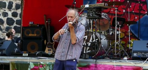 Klaus der Geiger und Begrüßung zum Gedenktag 2018